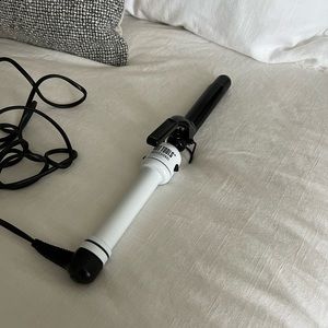Hot Tools 1” curling iron